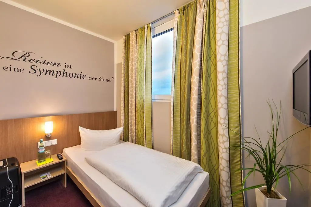 ***  Hotel Mainstation Frankfurt am Main Germany
